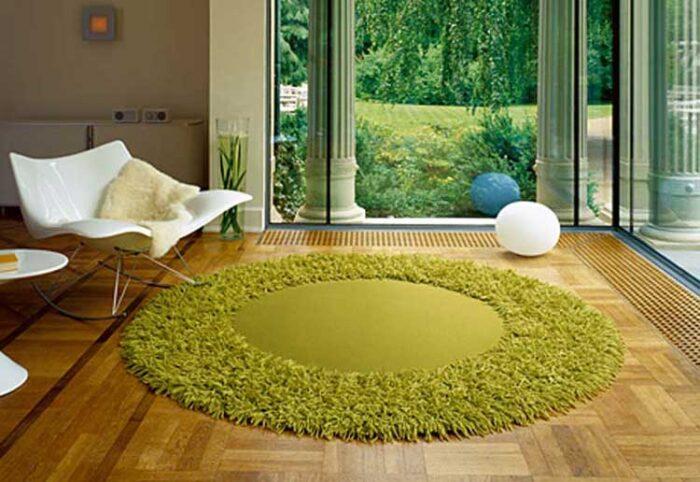 Круглый зеленый коврик 
